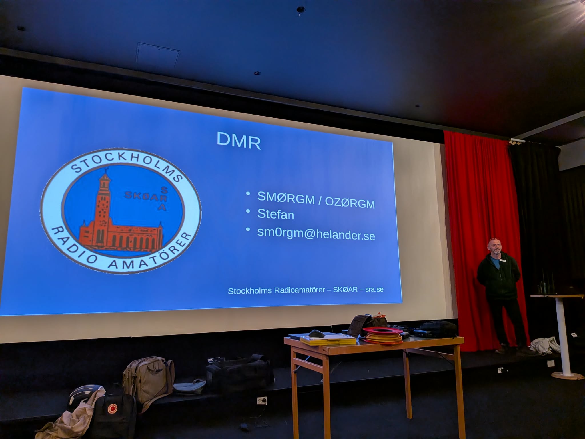 SM0RGM Stefan håller föredrag om DMR hos SK0HB